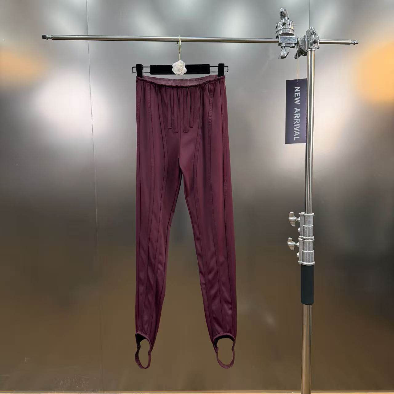 Pants - ID: 1560