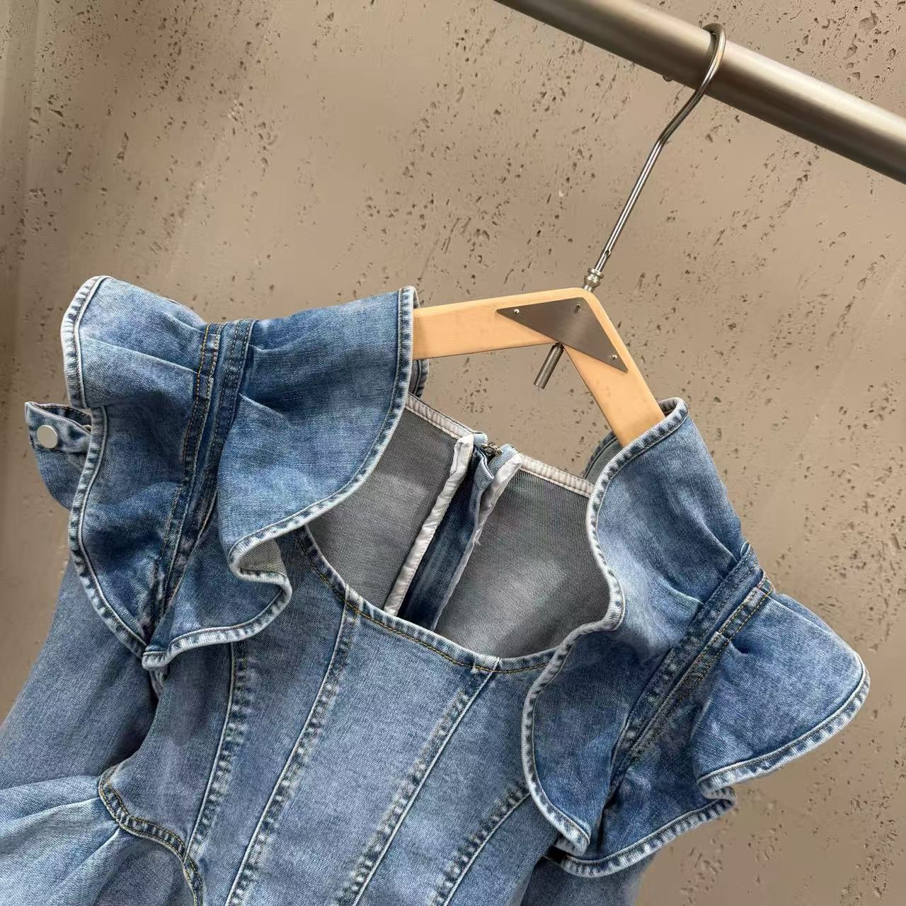 Shirt - ID: M027