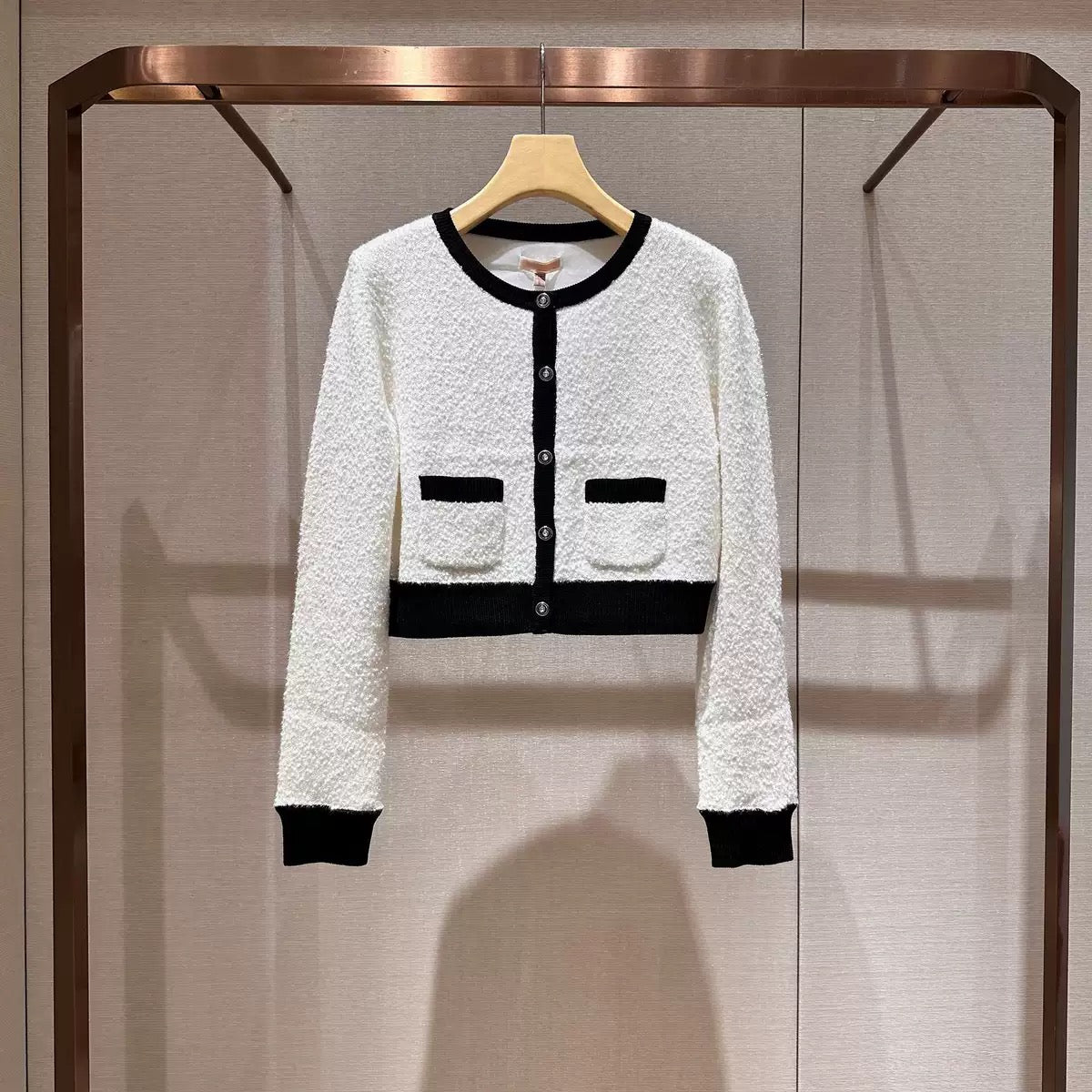 Cardigan - ID: J436