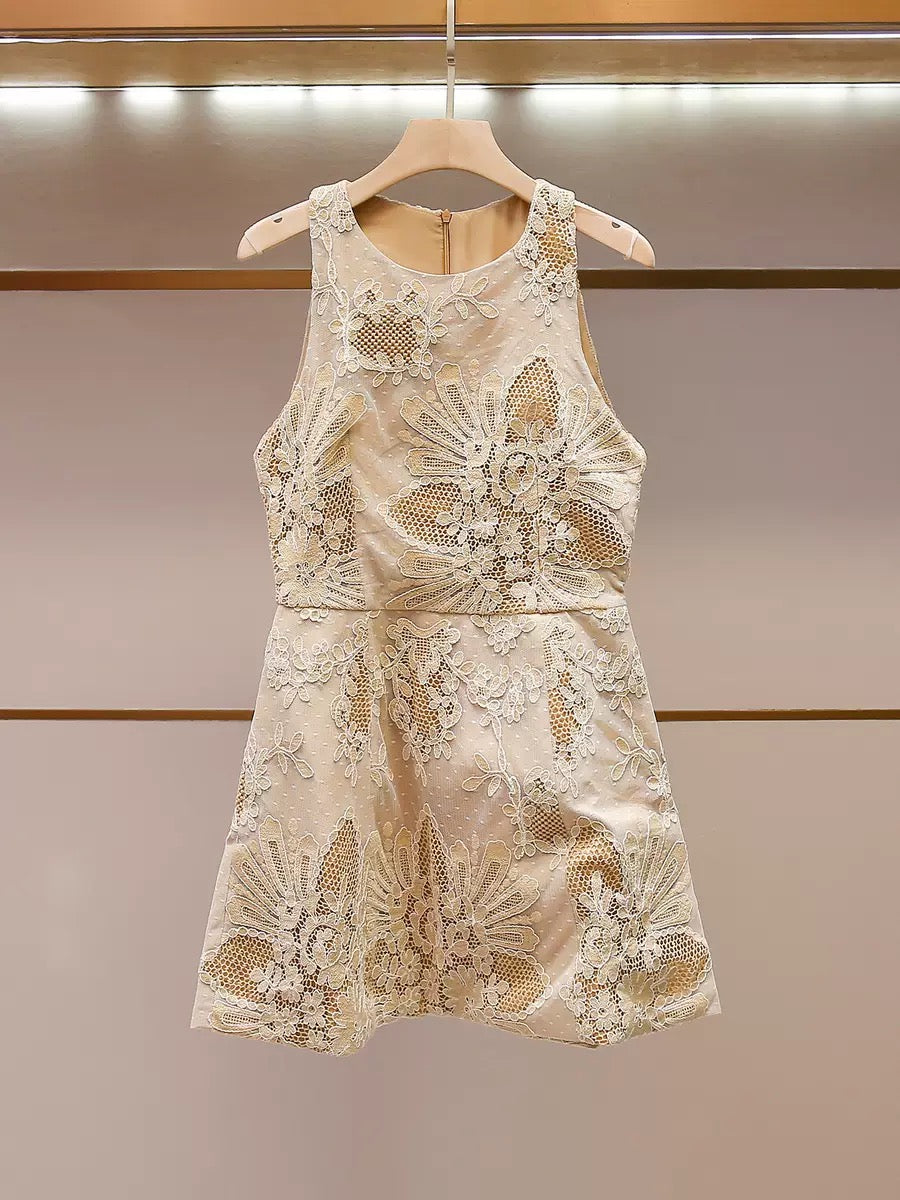 Dress - R018