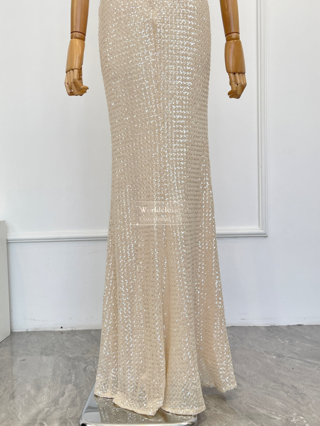 Dress - ID: W010