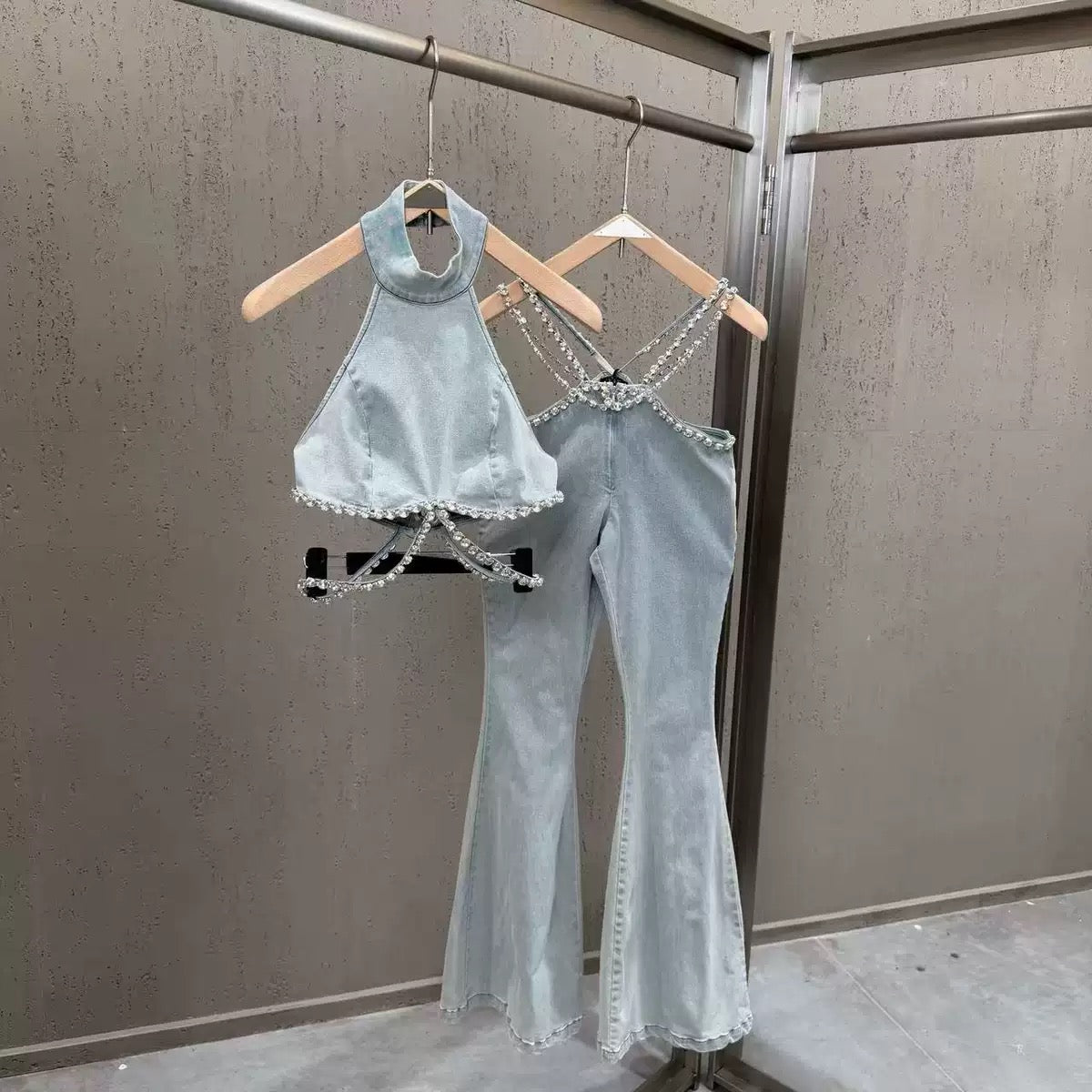 Set - ID: M077