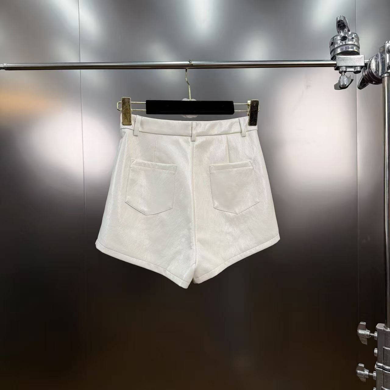 Shorts - ID: 0042