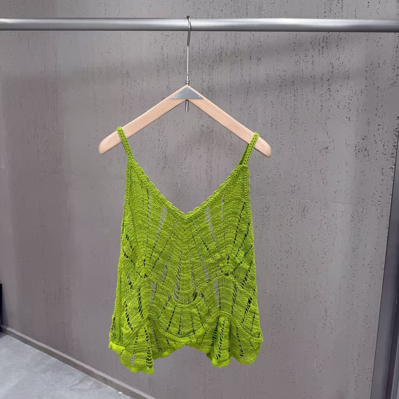 Tank Top - ID: M057