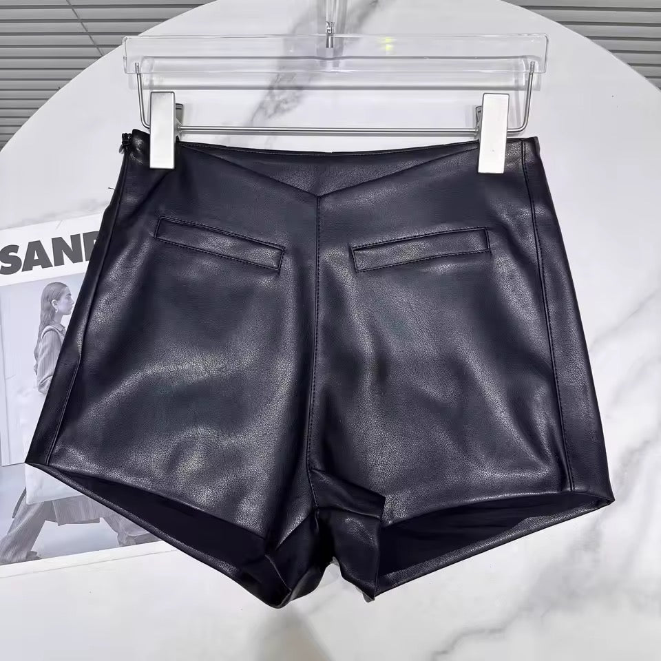 Shorts - ID: 3791