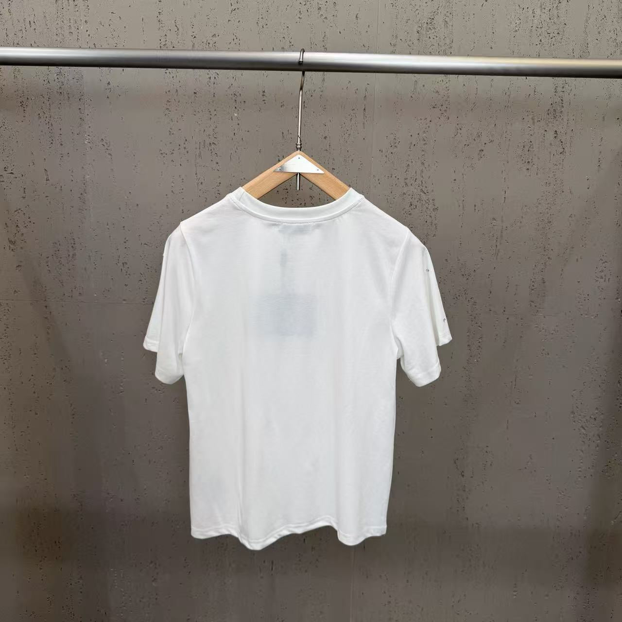 Shirt - ID: M039