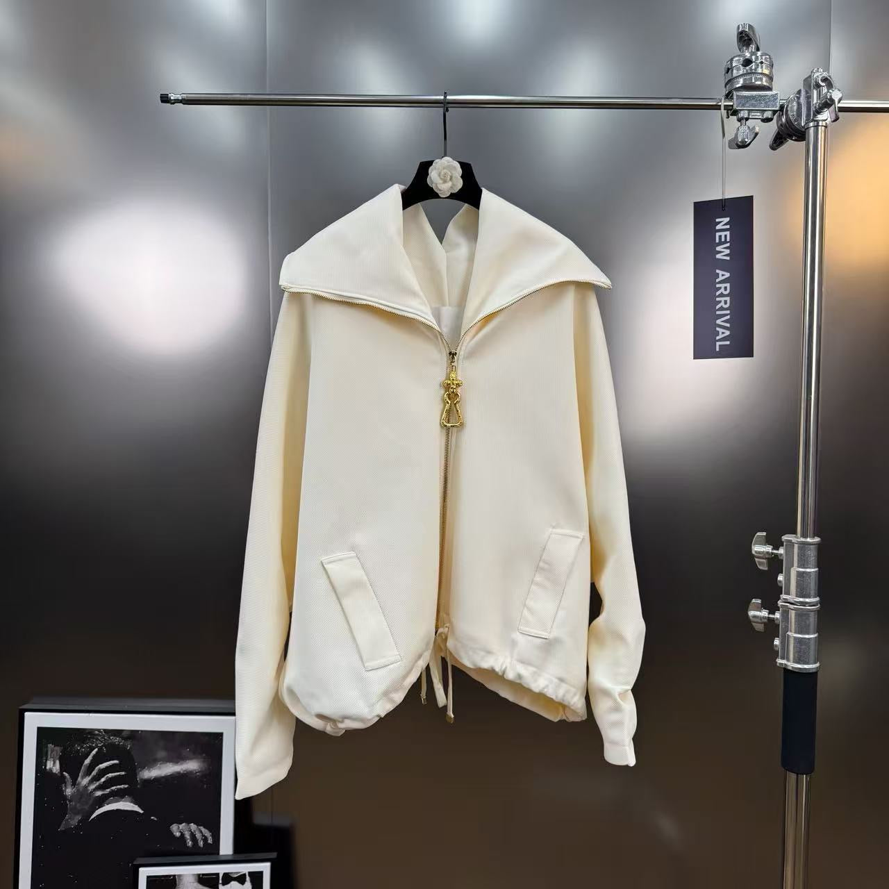 Sweatshirt - ID: 6824