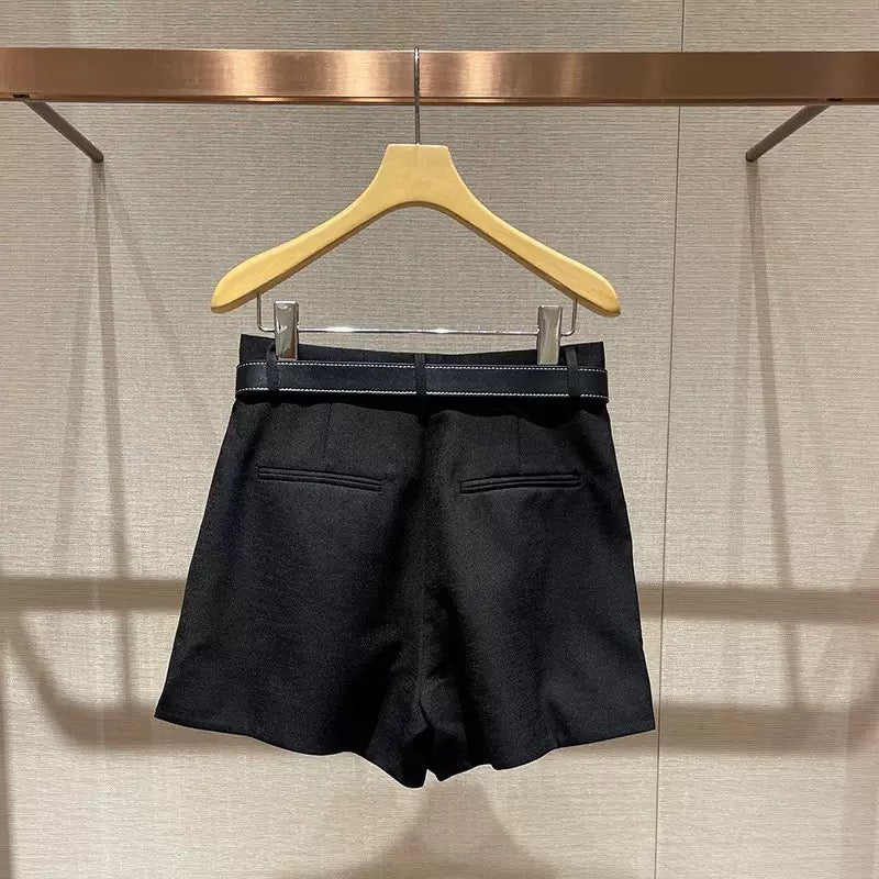 Shorts - ID: J346