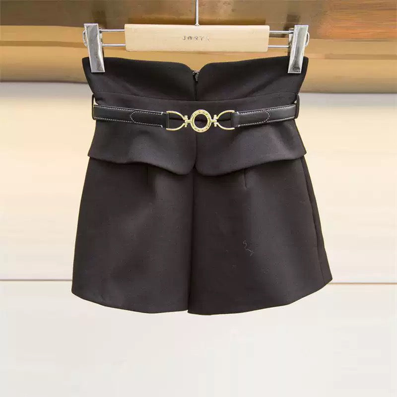 Shorts - ID: J464