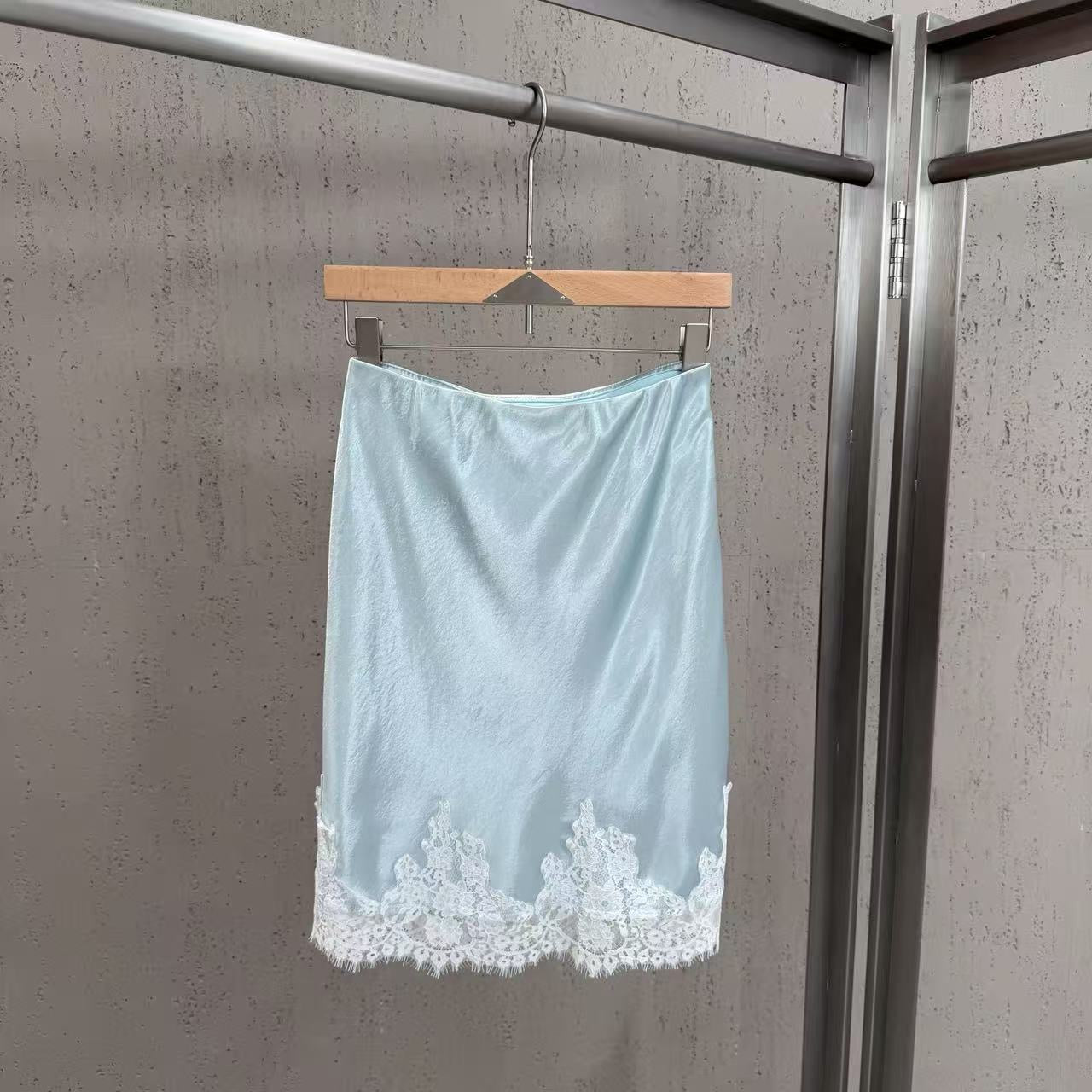 Skirt - ID: M052