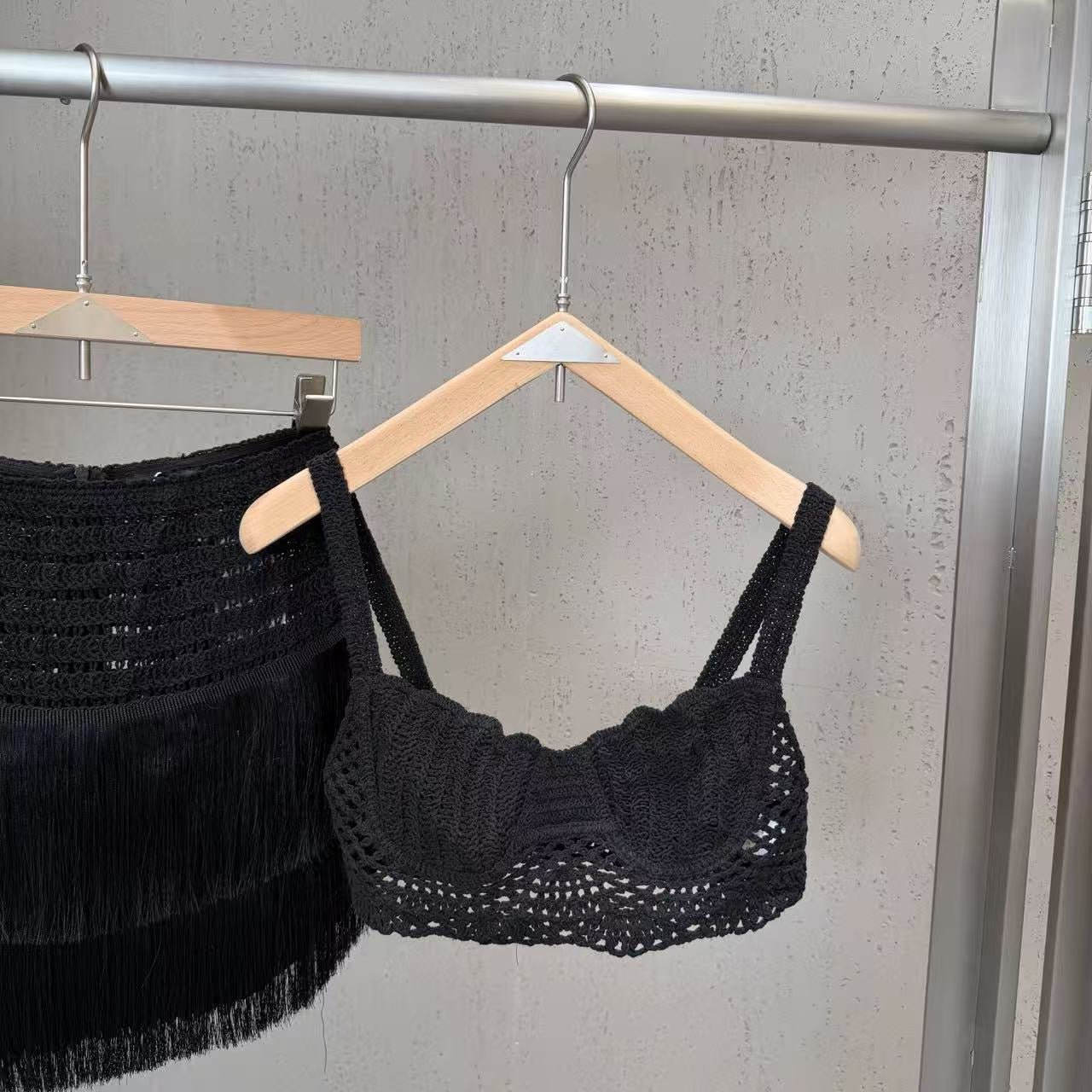 Set - ID: M015
