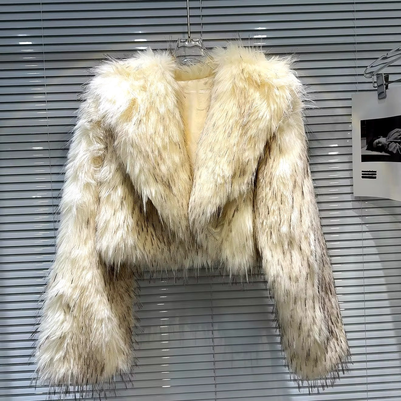 Synthetic fur - ID: 6358