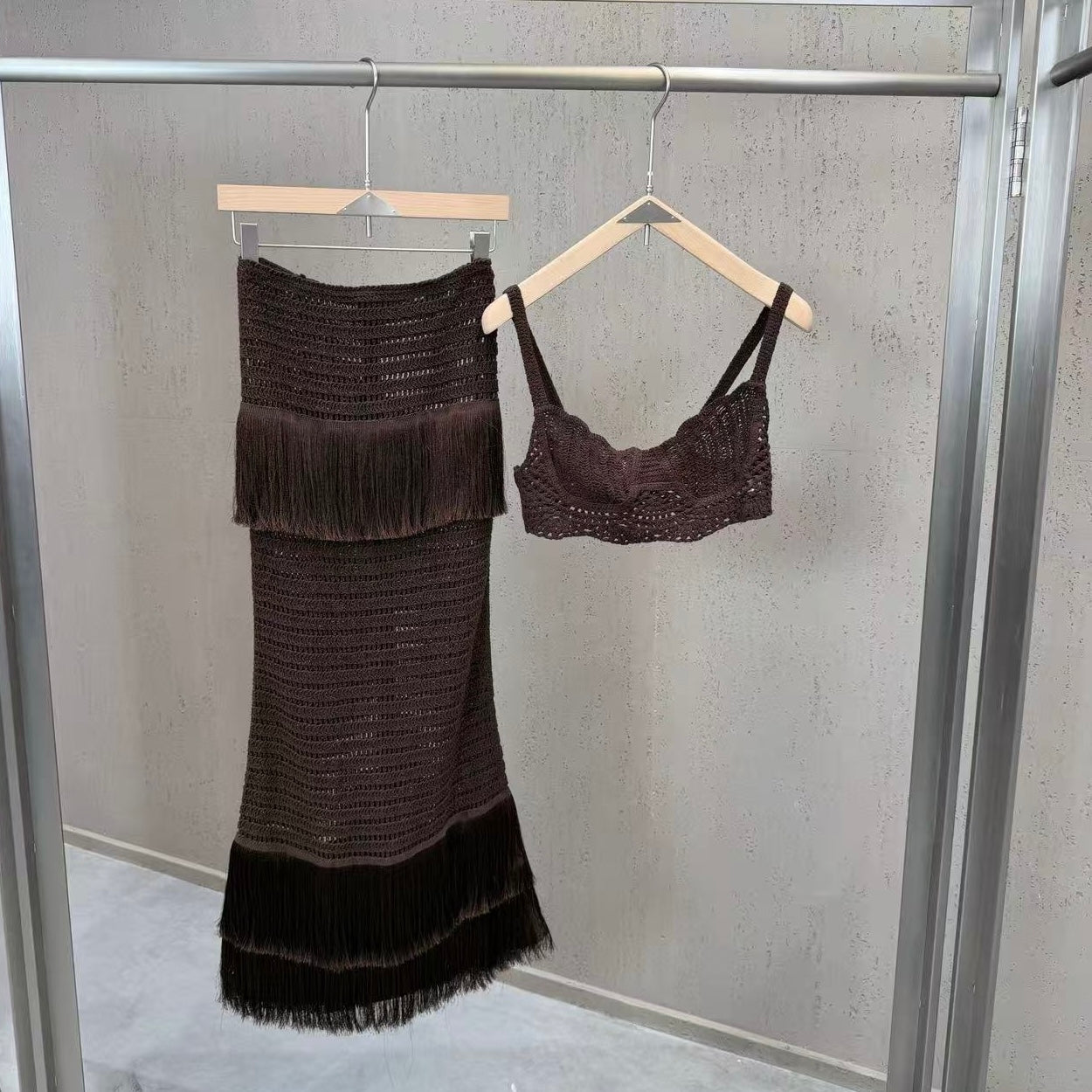 Set - ID: M010