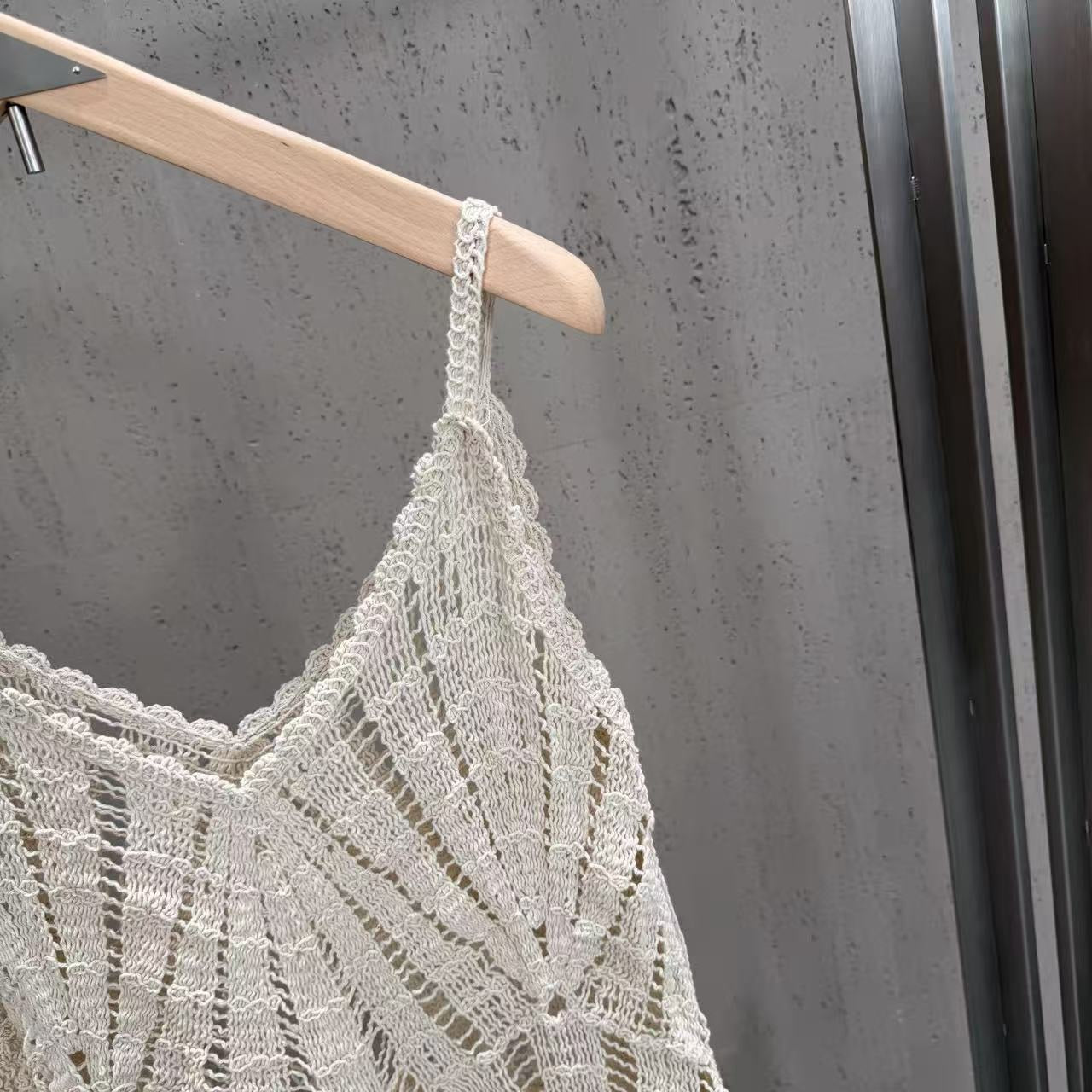Tank Top  - ID: M056