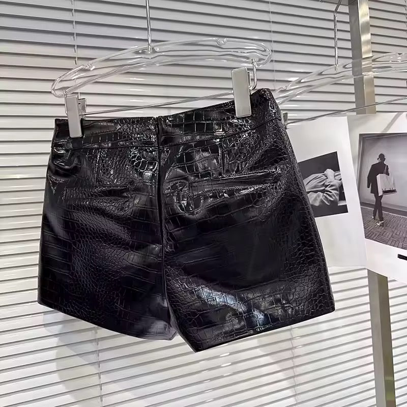 Shorts - ID: A656
