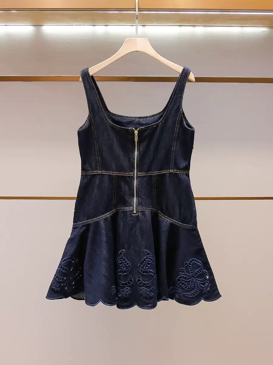 Dress - R047