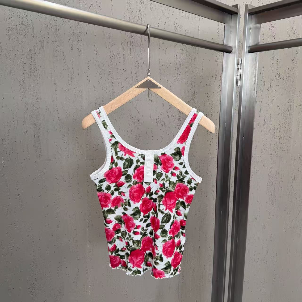 Set - ID: M003