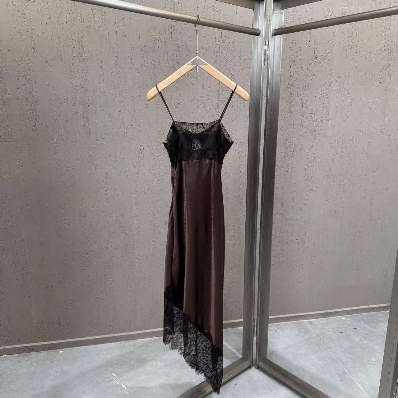Dress - ID: M028