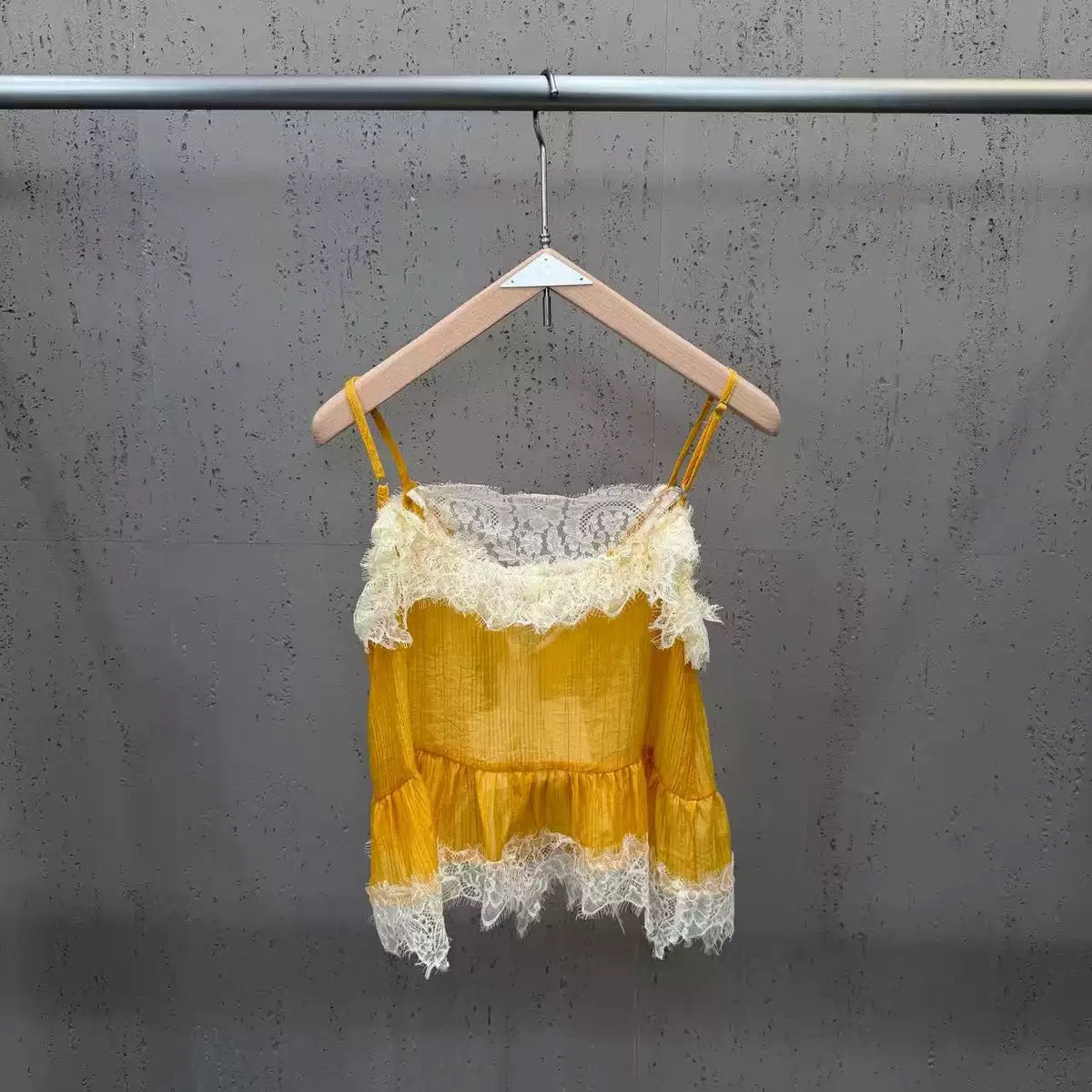 Tank Top  - ID: M080