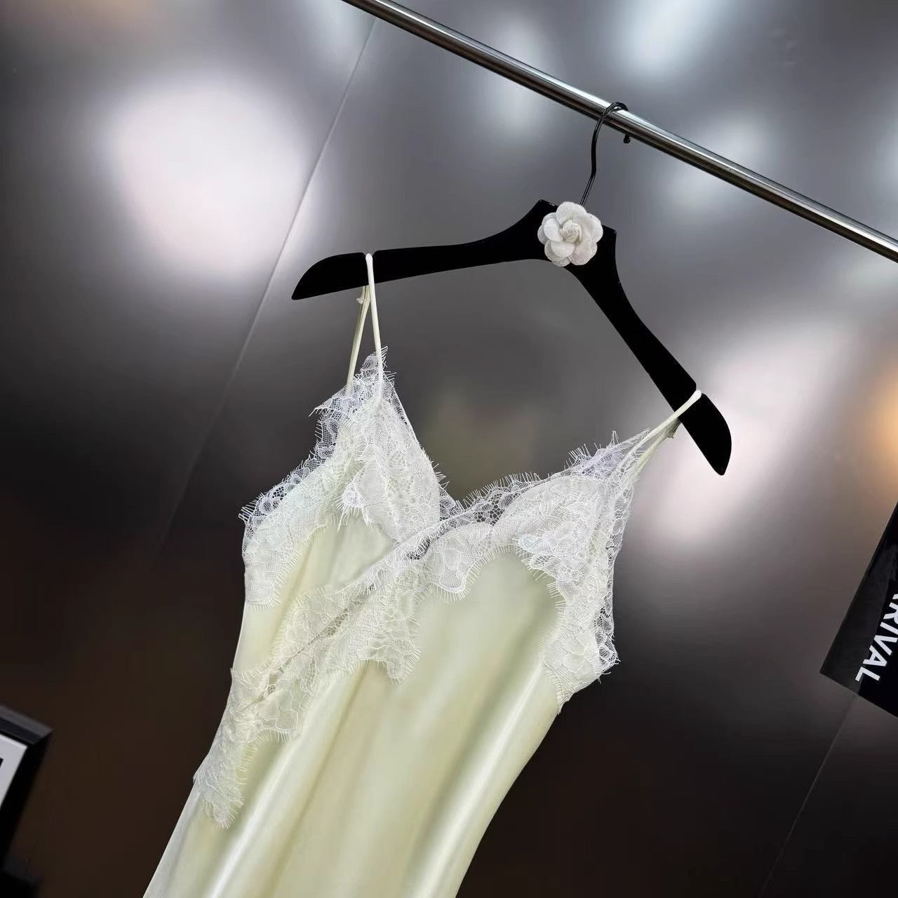 Dress - ID: 0070