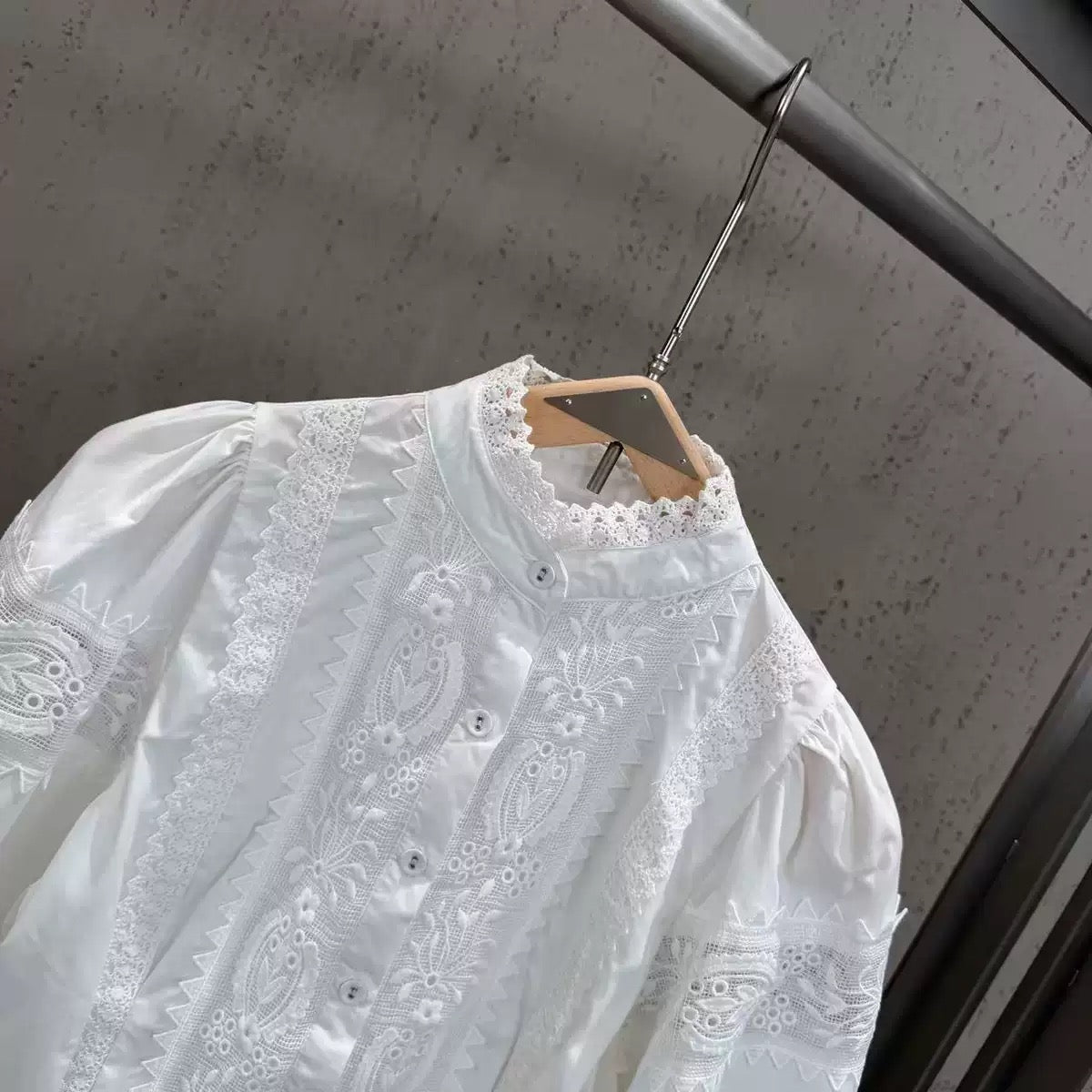 Shirt  - ID: M114