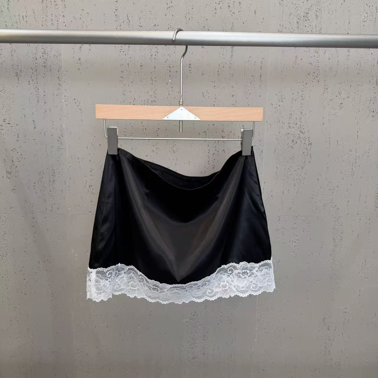 Skirt - ID: M013