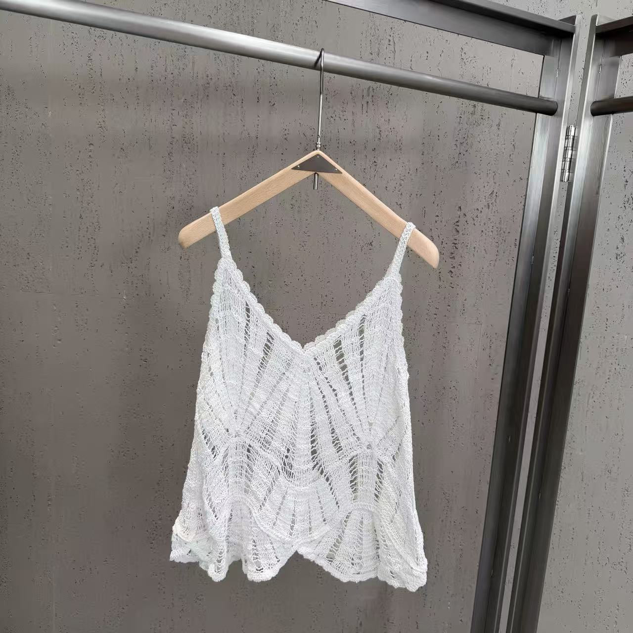 Tank Top  - ID: M058