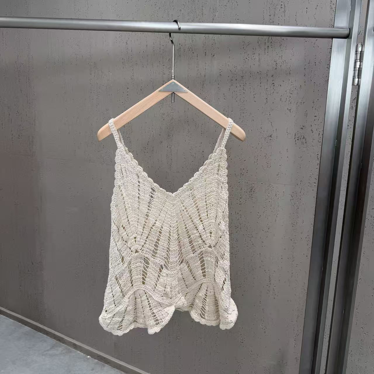 Tank Top  - ID: M056