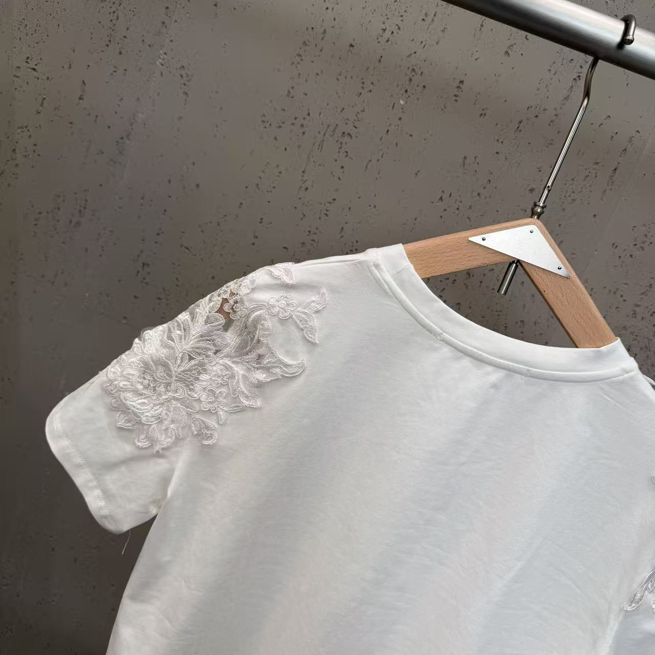 Shirt  - ID: M092