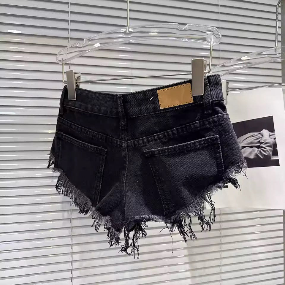 Shorts - ID: A579