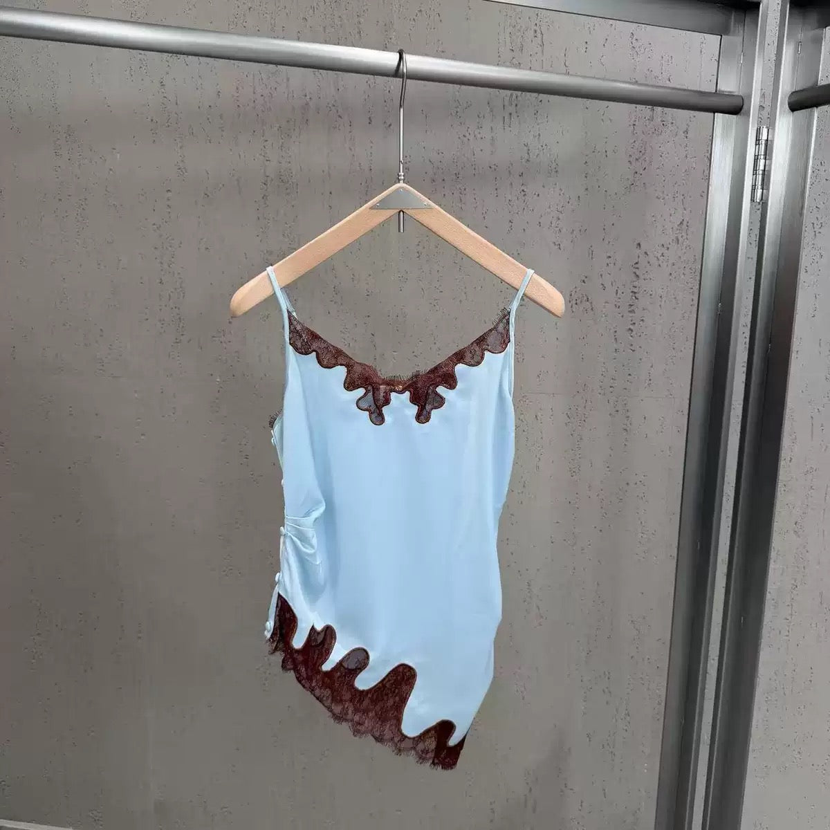 Tank Top  - ID: M059