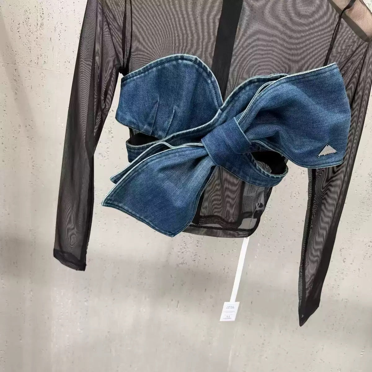 Shirt  - ID: M106