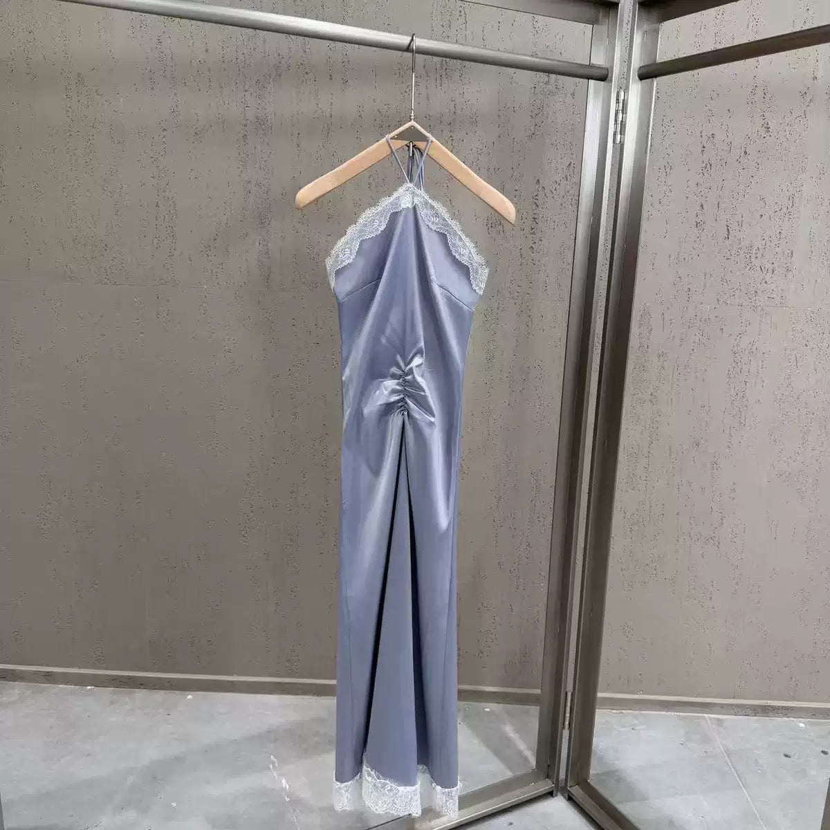 Dress - ID: M062