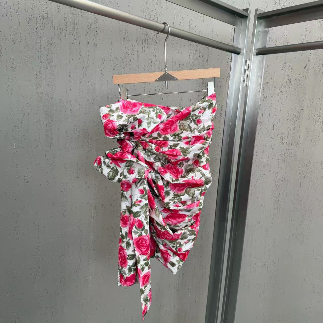 Set - ID: M003
