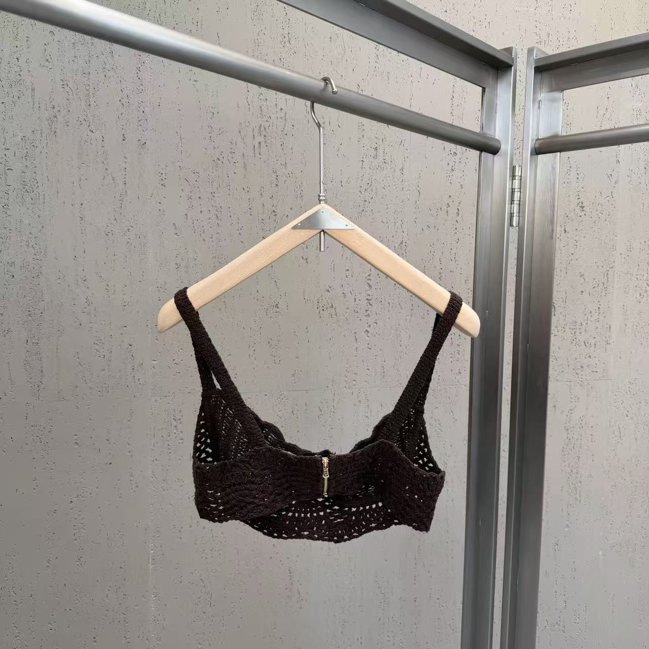 Set - ID: M010