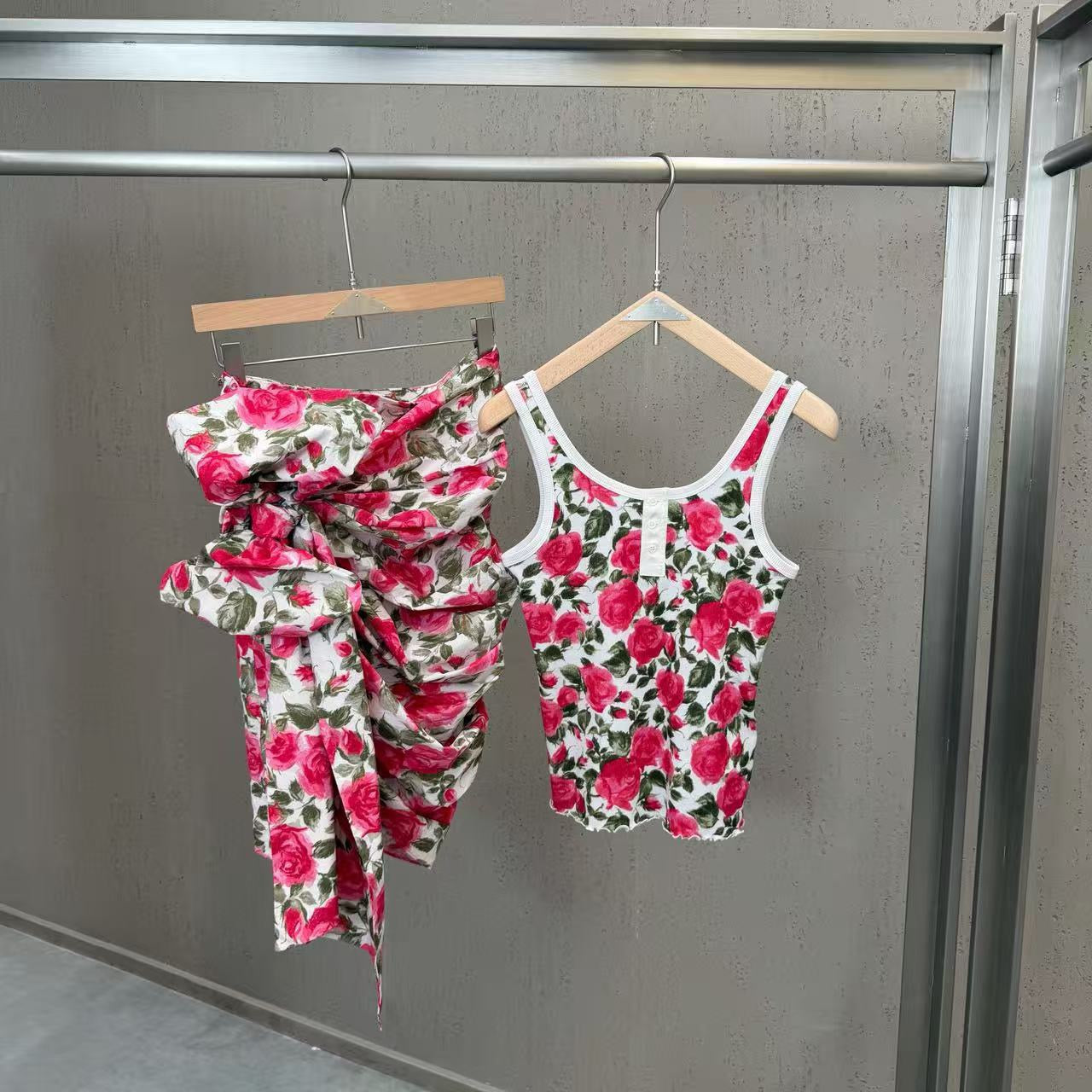 Set - ID: M003