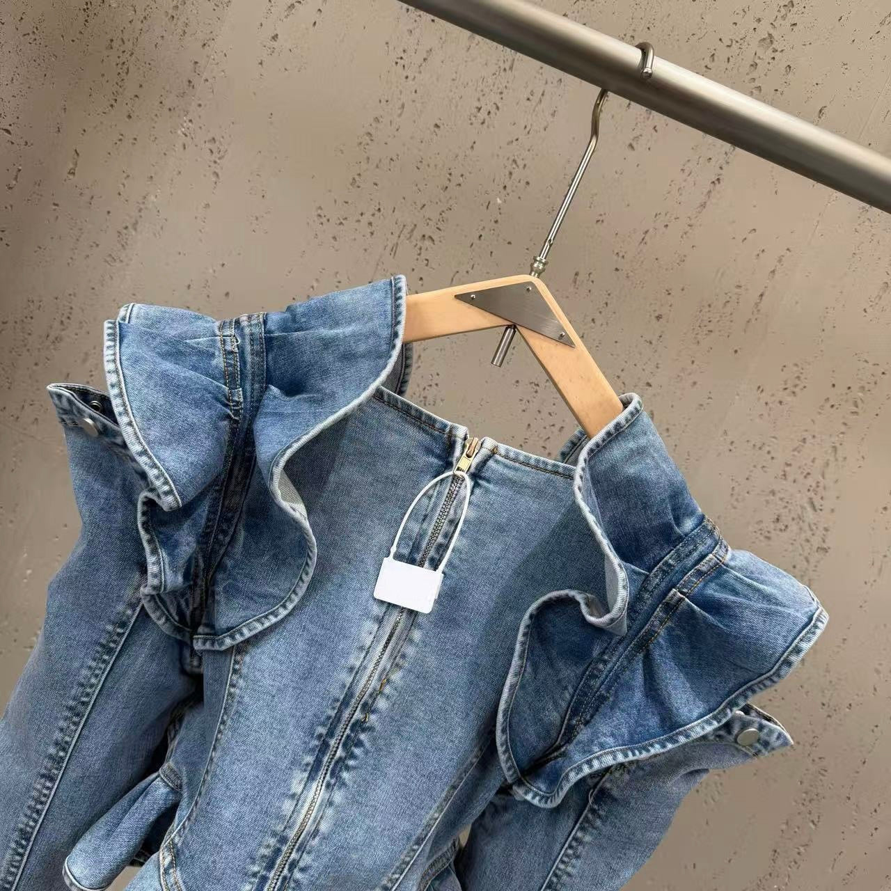 Shirt - ID: M027