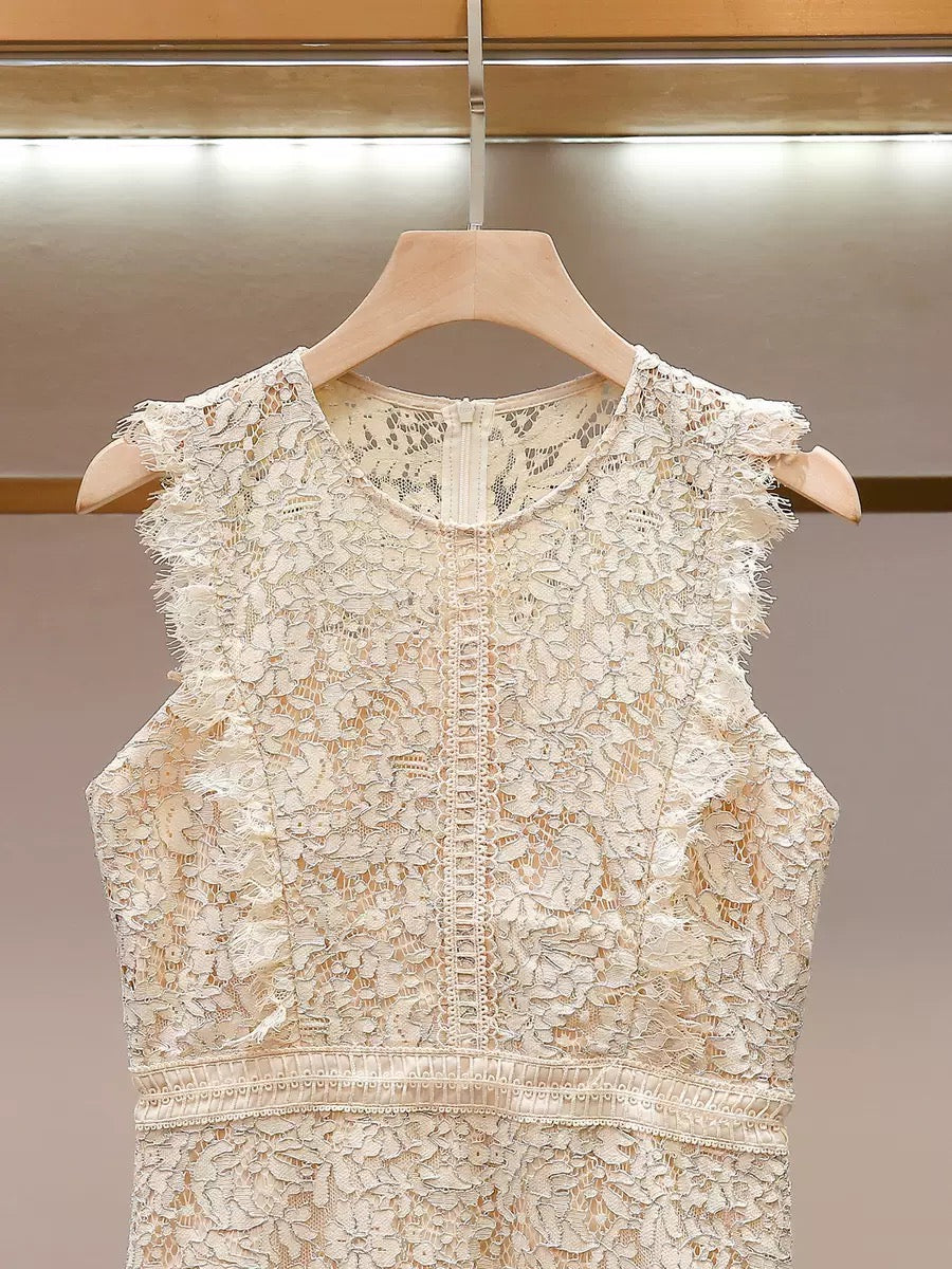Dress - ID: R123