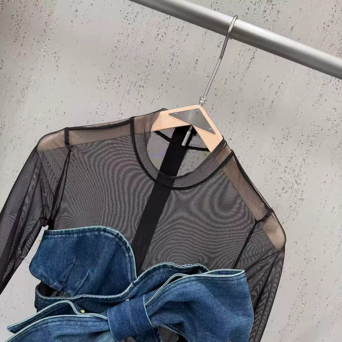 Shirt  - ID: M106