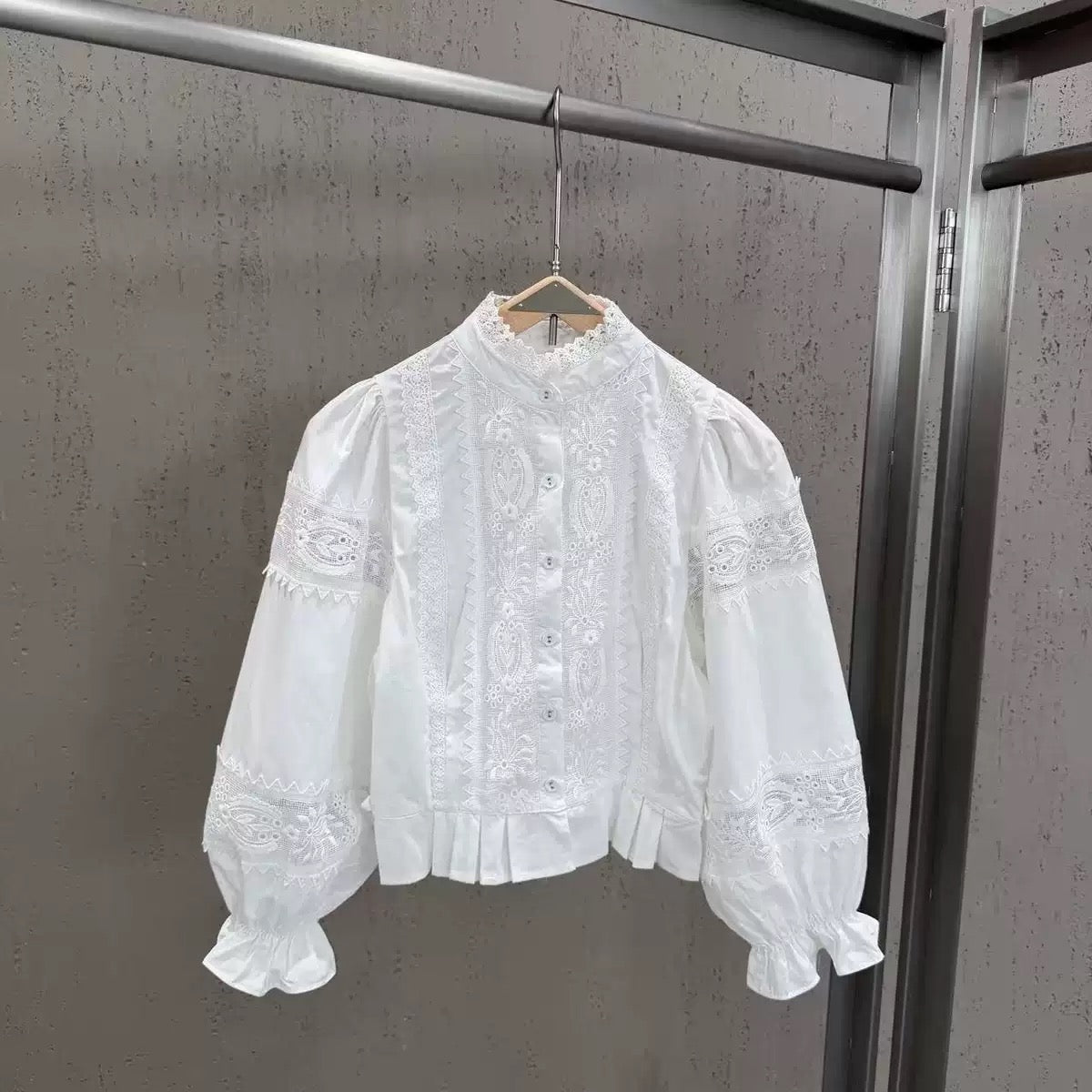 Shirt  - ID: M114