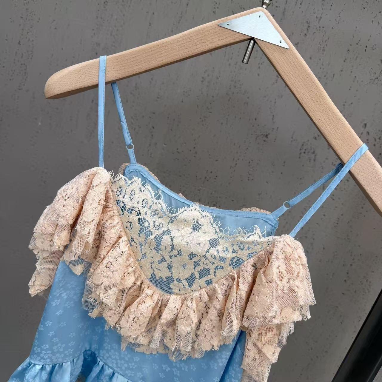 Tank Top  - ID: M047