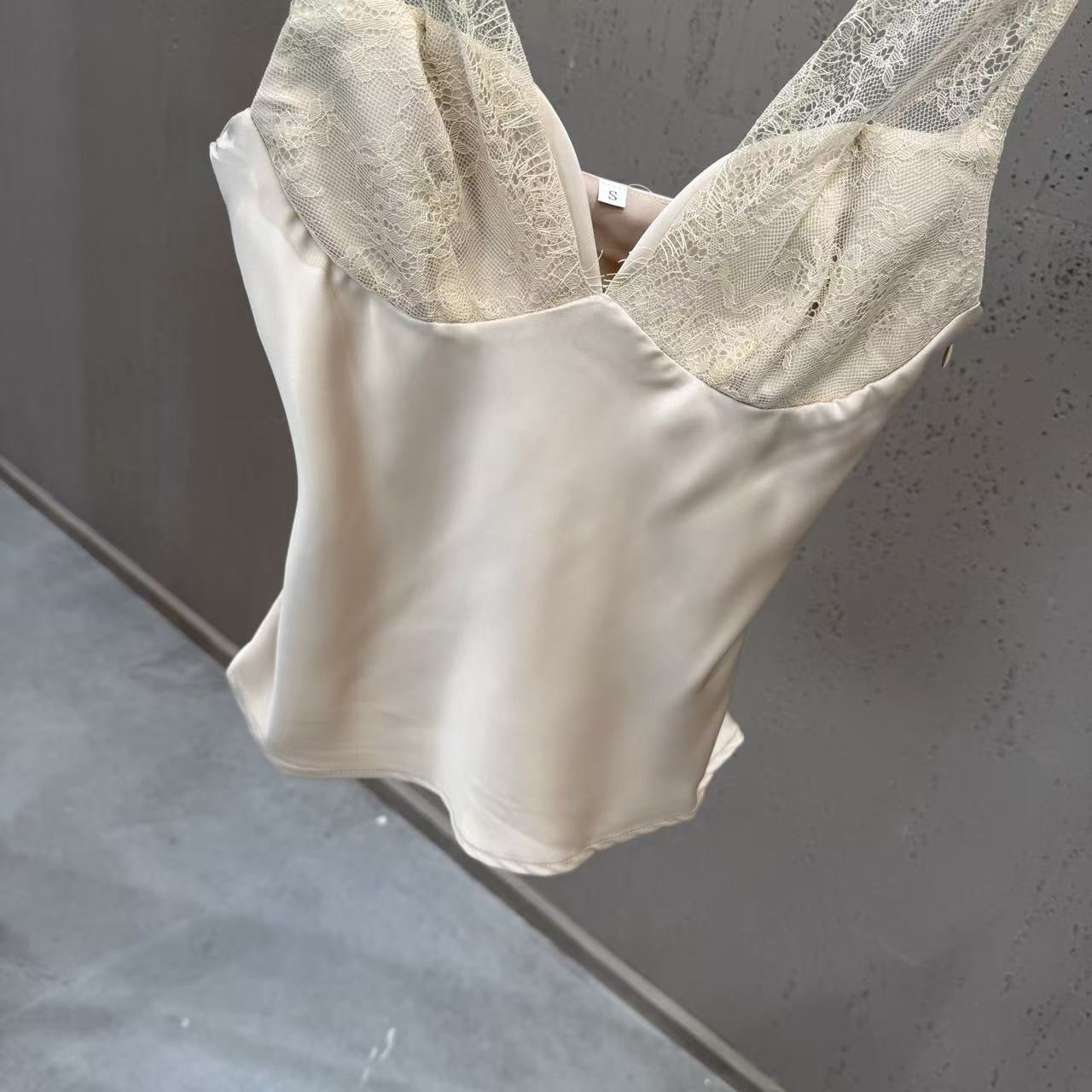 Tank Top  - ID: M023