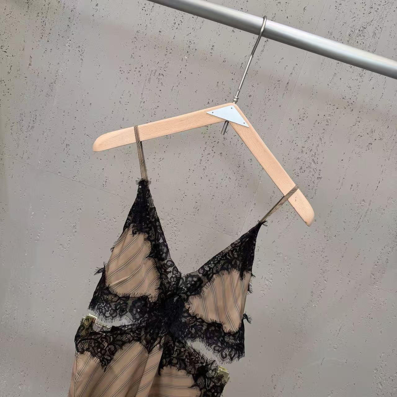 Dress - ID: M021