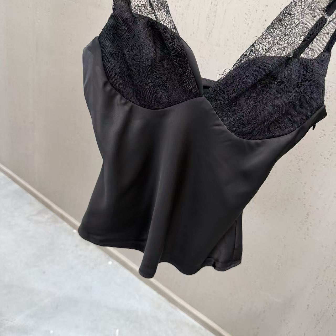 Tank Top  - ID: M074