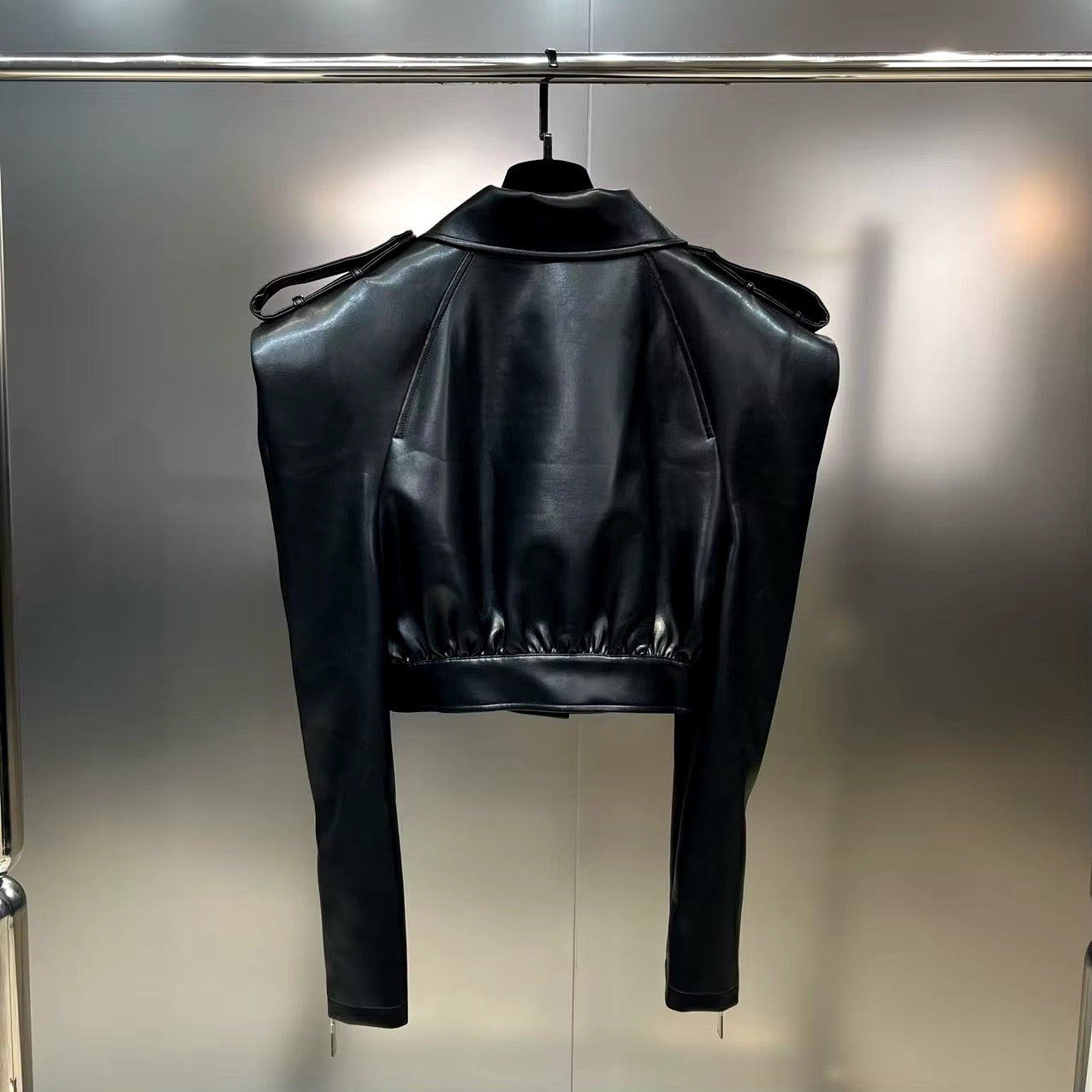 Jacket  - ID: 6673