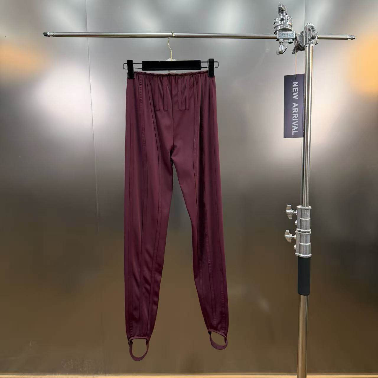 Pants - ID: 1560