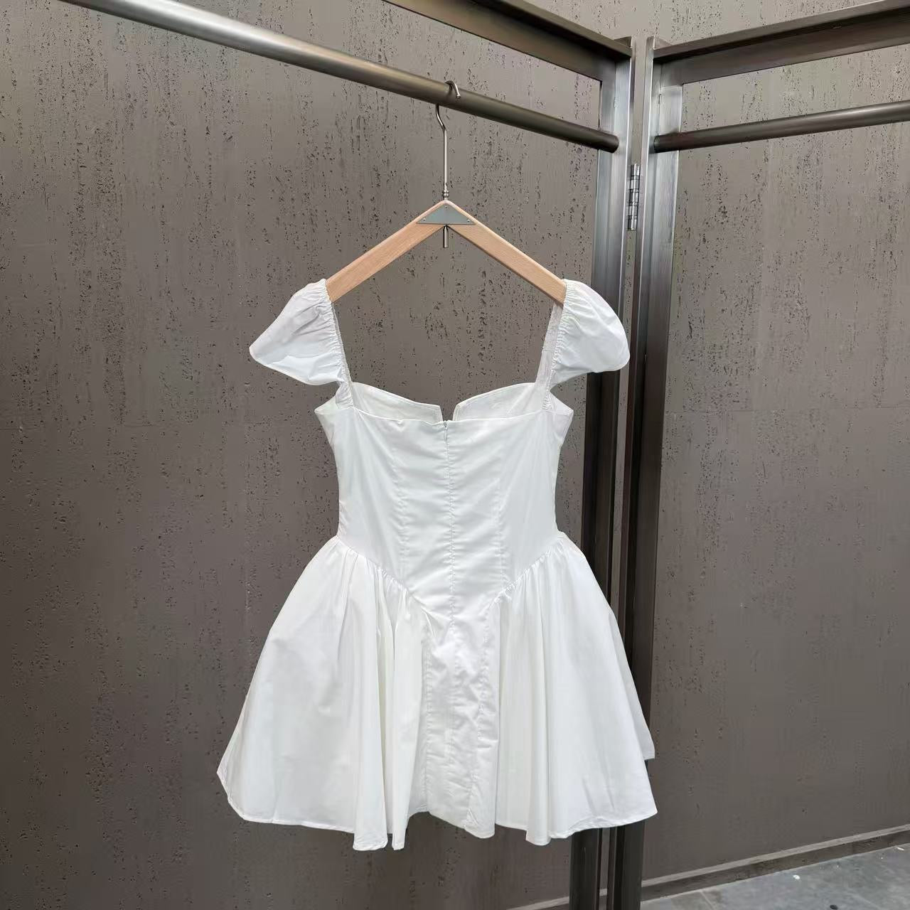 Dress - ID: M029