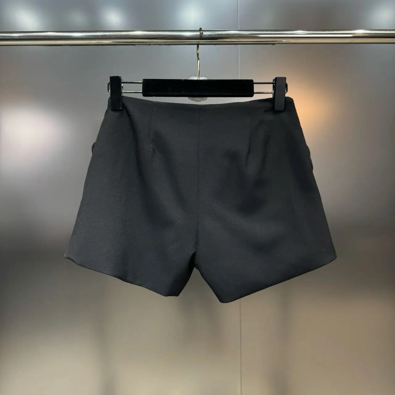Shorts - ID: 9583