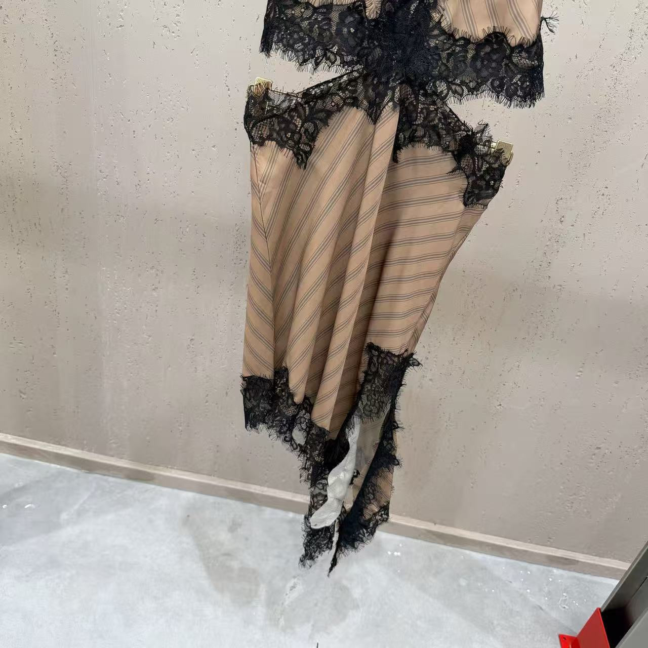 Dress - ID: M021