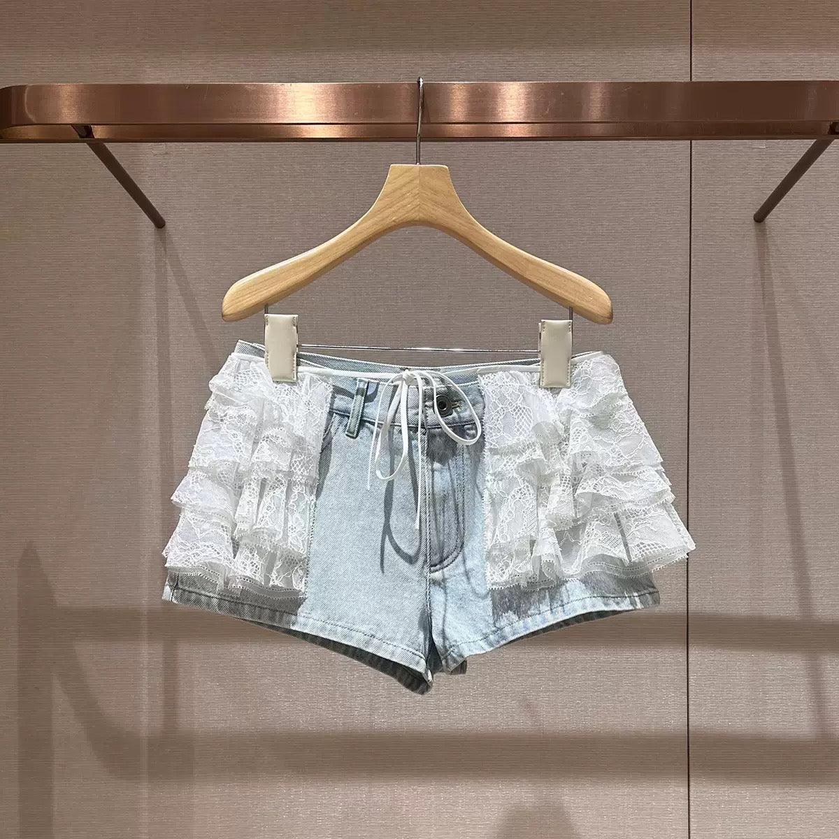 Shorts - ID: J473